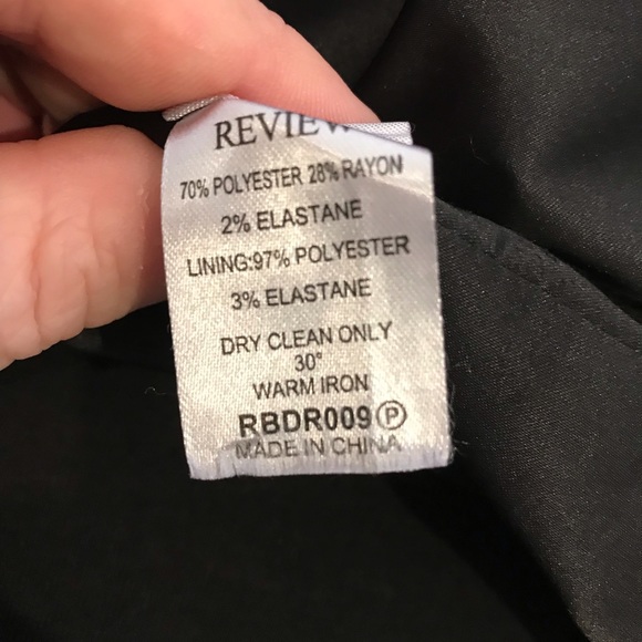 Review dress with belt - Picture 3 of 11